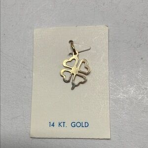 Estate 14k Gold Heart Cloverleaf charm pendant Necklace shamrock